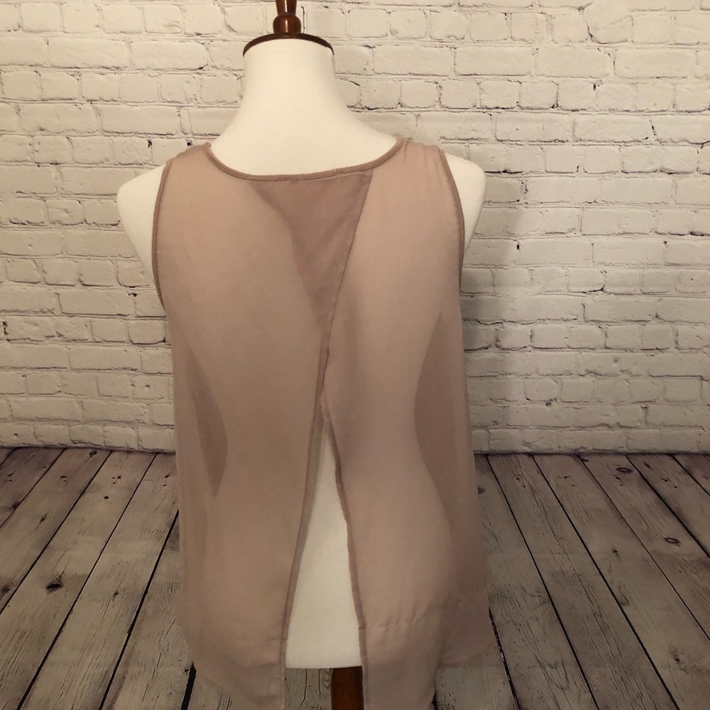 Blush statement top - Picture 3 of 3